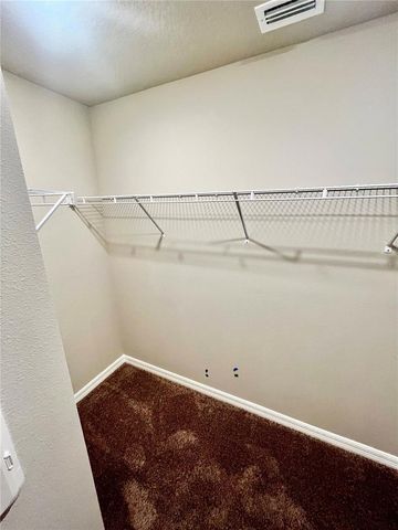 14664 GALLOP RUN DRIVE, Lithia, FL 33547