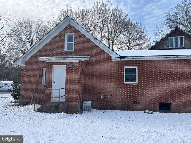 6600 WOODLAND RD, Morningside, MD 20746