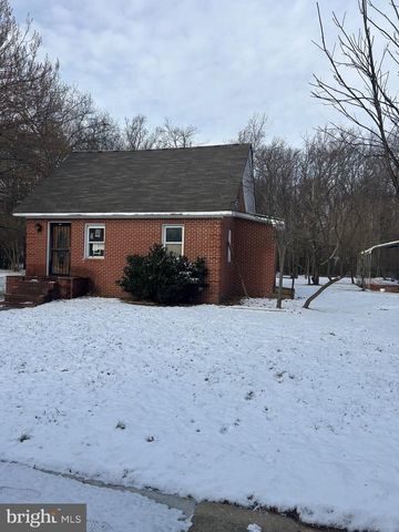 6600 WOODLAND RD, Morningside, MD 20746