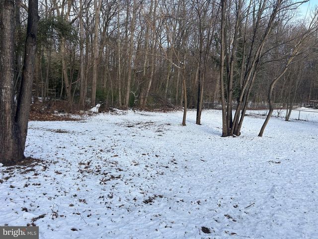 6600 WOODLAND RD, Morningside, MD 20746