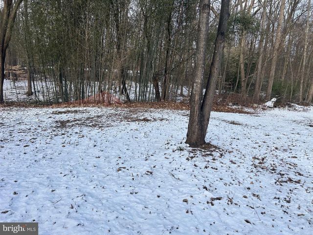 6600 WOODLAND RD, Morningside, MD 20746