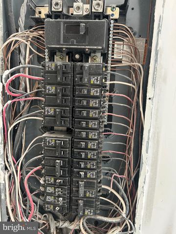 6600 WOODLAND RD, Morningside, MD 20746