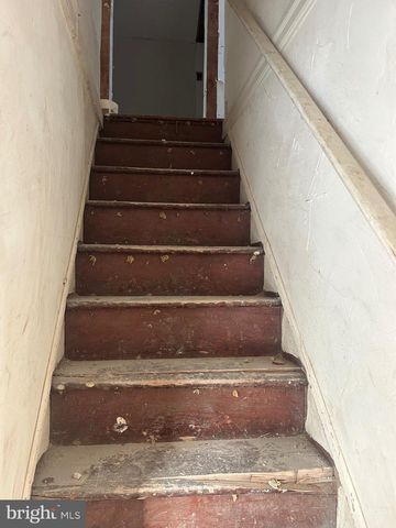 6600 WOODLAND RD, Morningside, MD 20746