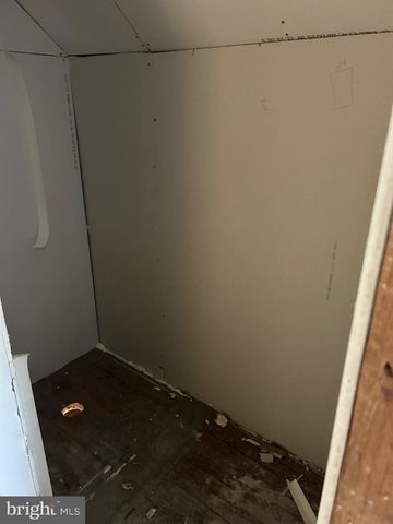 6600 WOODLAND RD, Morningside, MD 20746