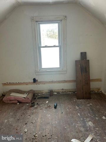 6600 WOODLAND RD, Morningside, MD 20746