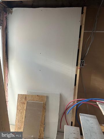 6600 WOODLAND RD, Morningside, MD 20746