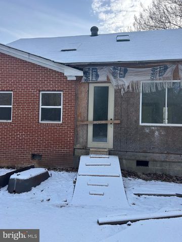 6600 WOODLAND RD, Morningside, MD 20746