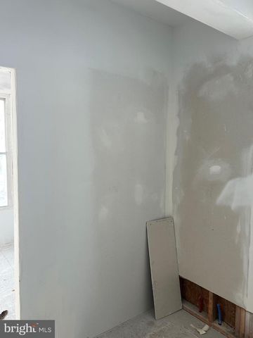 6600 WOODLAND RD, Morningside, MD 20746