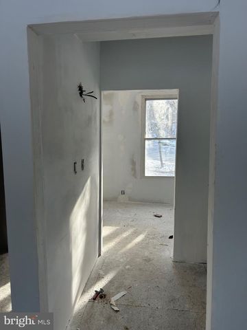 6600 WOODLAND RD, Morningside, MD 20746