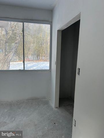 6600 WOODLAND RD, Morningside, MD 20746