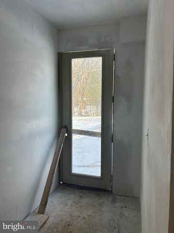 6600 WOODLAND RD, Morningside, MD 20746