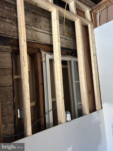 6600 WOODLAND RD, Morningside, MD 20746