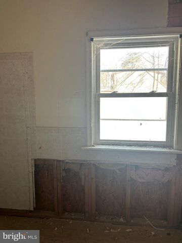 6600 WOODLAND RD, Morningside, MD 20746