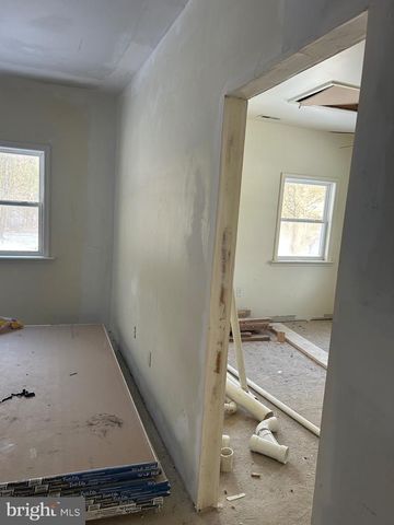 6600 WOODLAND RD, Morningside, MD 20746