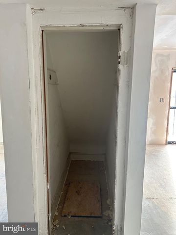 6600 WOODLAND RD, Morningside, MD 20746