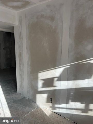 6600 WOODLAND RD, Morningside, MD 20746