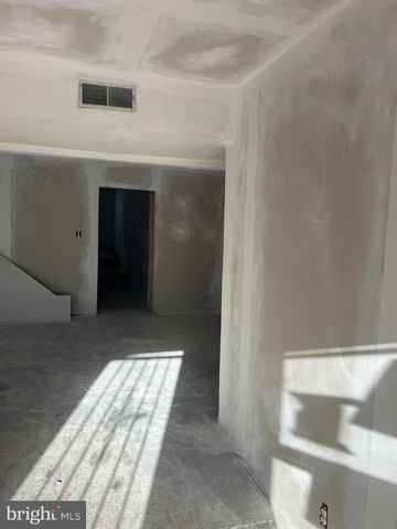 6600 WOODLAND RD, Morningside, MD 20746