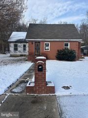 6600 WOODLAND RD, Morningside, MD 20746