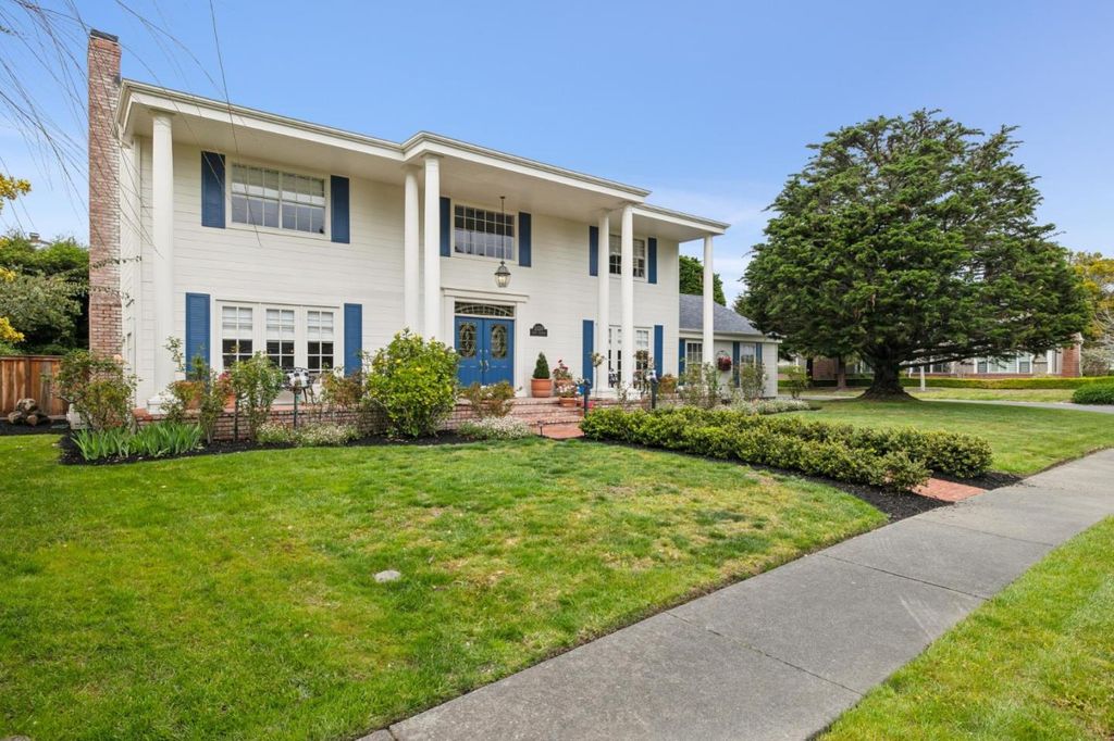 2120 Saint Andrews Road, Half Moon Bay, CA 94019