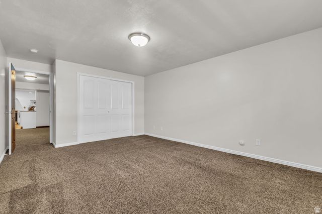 281 E REGENT PARK CT, Midvale, UT 84047