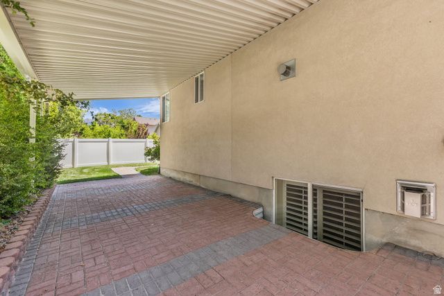 281 E REGENT PARK CT, Midvale, UT 84047