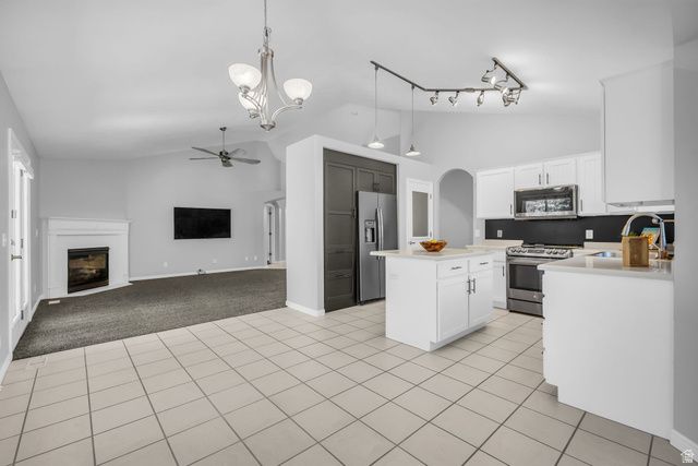 281 E REGENT PARK CT, Midvale, UT 84047