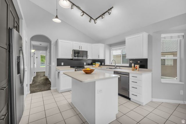 281 E REGENT PARK CT, Midvale, UT 84047