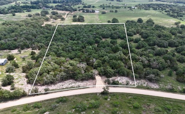 1649 Davis Road, Muldoon, TX 78949