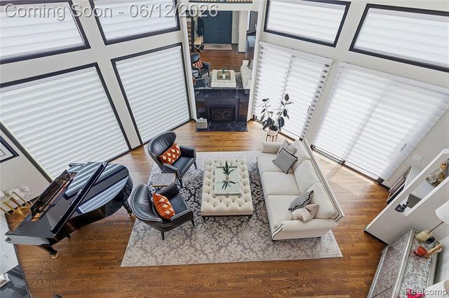 4057 Fox Lake Drive, Bloomfield Hills, MI 48302