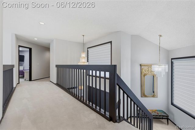 4057 Fox Lake Drive, Bloomfield Hills, MI 48302