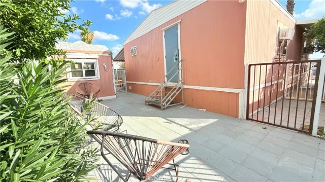 1455 S State 323, Hemet, CA 92543