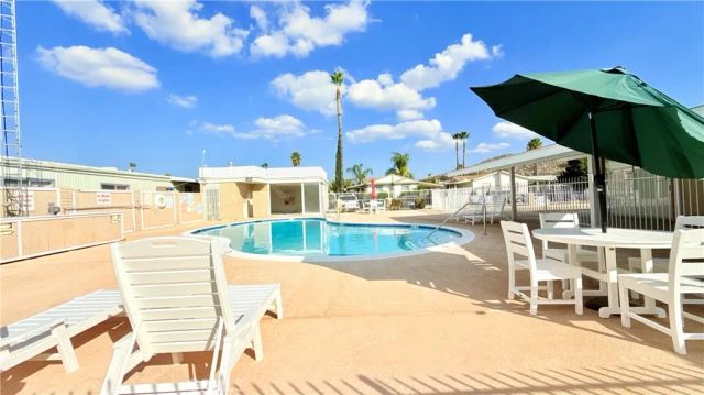 1455 S State 323, Hemet, CA 92543