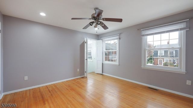 96 Wick Dr, Woodbridge Twp., NJ 08863