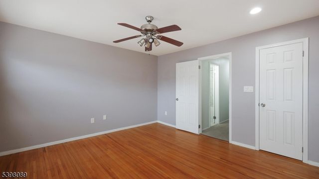 96 Wick Dr, Woodbridge Twp., NJ 08863