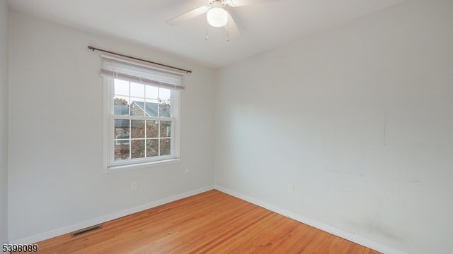 96 Wick Dr, Woodbridge Twp., NJ 08863