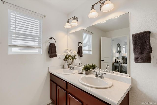 3658 Happyheart Way, Castle Rock, CO 80109