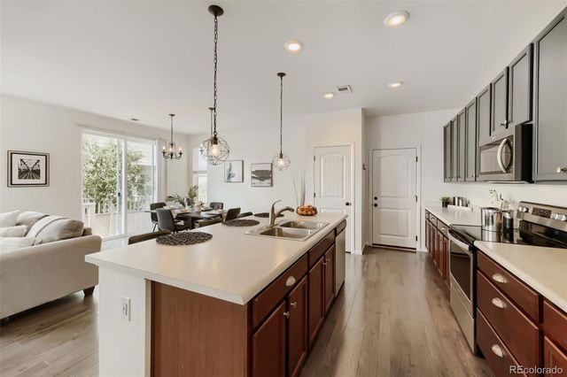 3658 Happyheart Way, Castle Rock, CO 80109