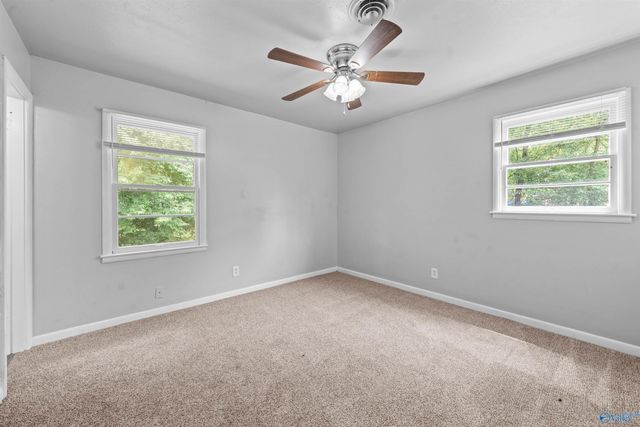 623 Murray Road NW, Huntsville, AL 35811