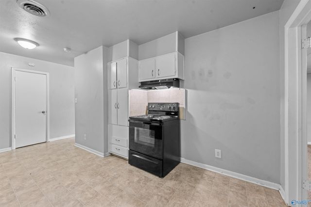 623 Murray Road NW, Huntsville, AL 35811