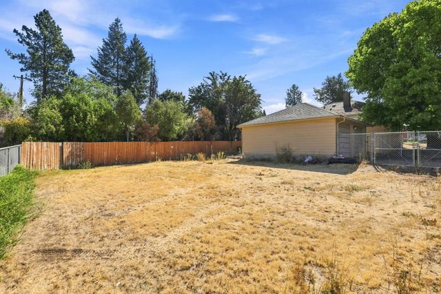 3203 E 19th Ave, Spokane, WA 99223