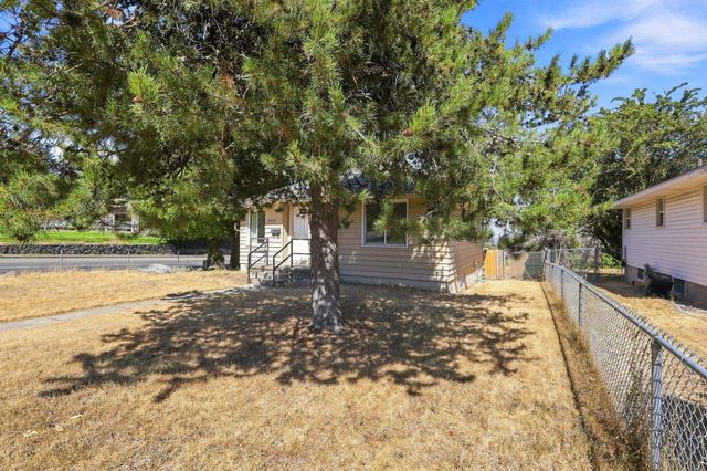3203 E 19th Ave, Spokane, WA 99223