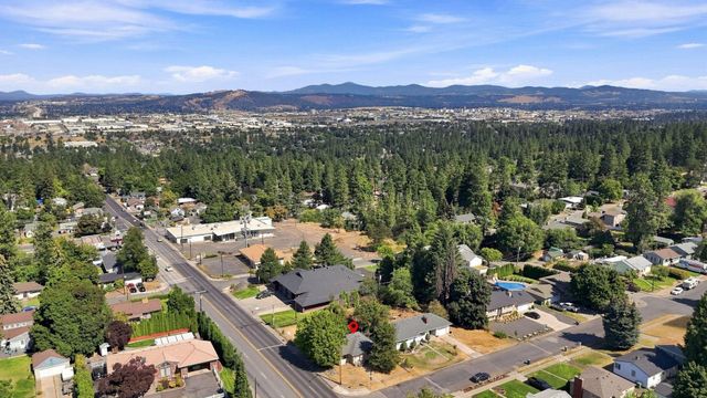 3203 E 19th Ave, Spokane, WA 99223