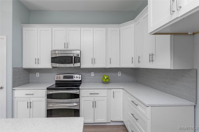 9300 GREYTHORNE Way, Montgomery, AL 36117