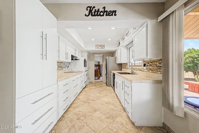 11407 N ARBOR Court, Sun City, AZ 85351