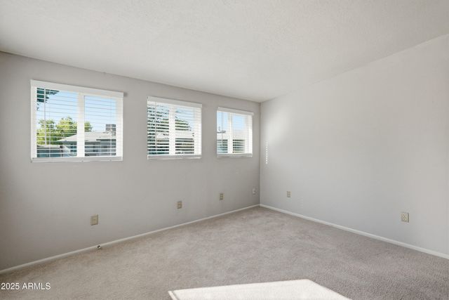 4849 E LAKE POINT Circle, Phoenix, AZ 85044