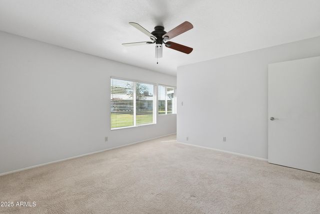 4849 E LAKE POINT Circle, Phoenix, AZ 85044