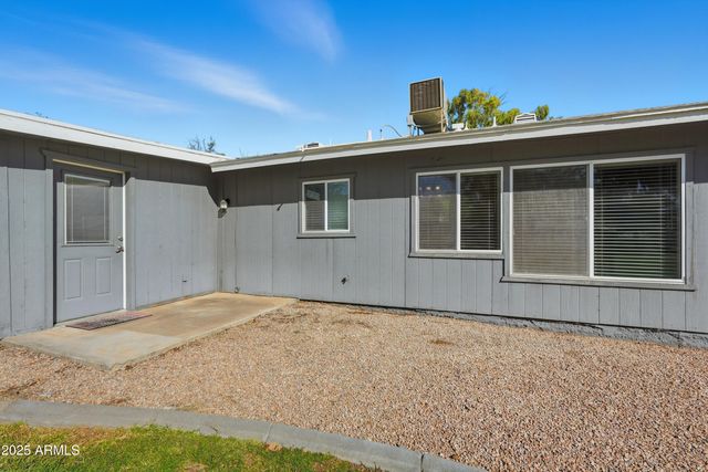 4849 E LAKE POINT Circle, Phoenix, AZ 85044