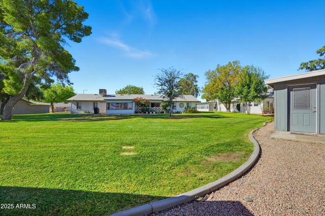 4849 E LAKE POINT Circle, Phoenix, AZ 85044