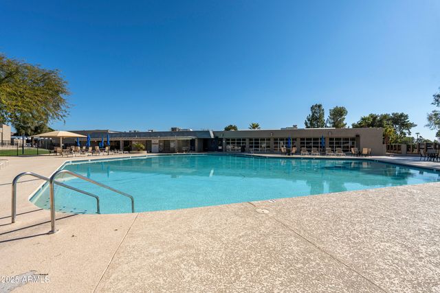 4849 E LAKE POINT Circle, Phoenix, AZ 85044