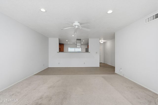 4849 E LAKE POINT Circle, Phoenix, AZ 85044